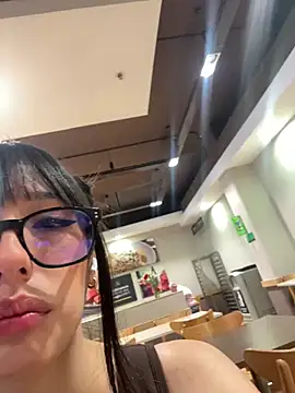 susi chimm online show from June 18, 2026, 3:27 pm