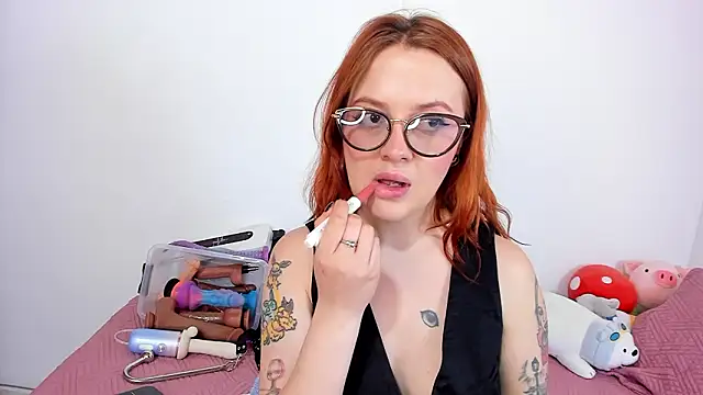 velvetxvicex online show from March 27, 2026, 9:58 pm