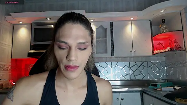 CrisOzzz online show from April 2, 2026, 5:54 pm