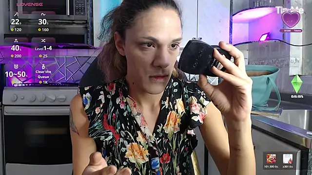 Snapshot of CrisOzzz chatting on June 4, 2026, 5:52 pm CrisOzzz online show from June 4, 2026, 5:52 pm