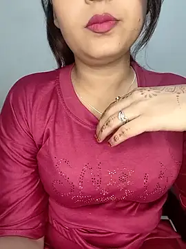 Snapshot of Shanaya-Hotty chatting on April 18, 2026, 8:31 pm Shanaya-Hotty online show from April 18, 2026, 8:31 pm