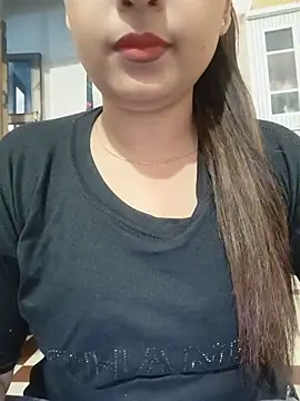Snapshot of Shanaya-Hotty chatting on July 6, 2026, 10:23 pm Shanaya-Hotty online show from July 6, 2026, 10:23 pm
