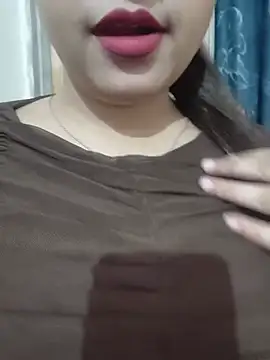 Snapshot of Shanaya-Hotty chatting on July 7, 2026, 9:19 pm Shanaya-Hotty online show from July 7, 2026, 9:19 pm