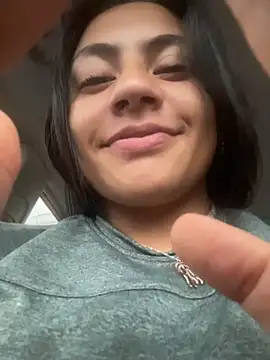 Snapshot of celeste_z chatting on April 26, 2026, 10:51 pm celeste z online show from April 26, 2026, 10:51 pm