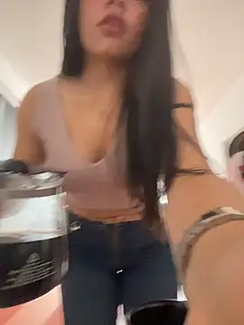 Snapshot of celeste_z chatting on May 9, 2026, 12:43 pm celeste z online show from May 9, 2026, 12:43 pm
