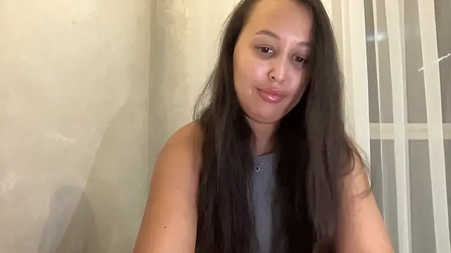 Dana 005 online show from June 22, 2026, 10:07 pm