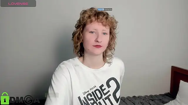 AnnStasia online show from April 18, 2026, 3:27 pm