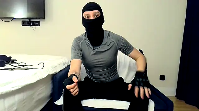 RyanRubber online show from April 11, 2026, 8:02 pm