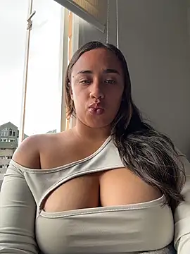 Eyssha online show from April 10, 2026, 12:10 pm