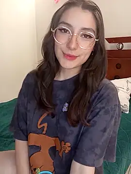 Sweett Karol online show from April 3, 2026, 11:08 am