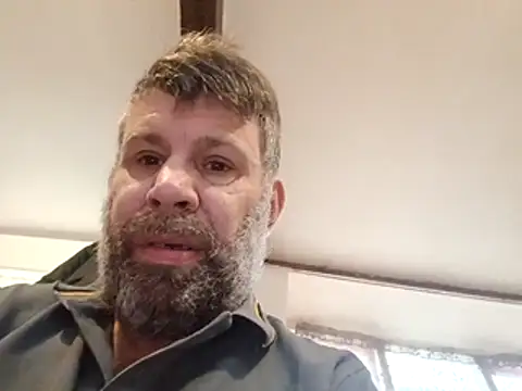 stud2512 online show from April 2, 2026, 7:17 am