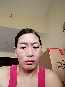 lris-Beauty77 online show from April 6, 2026, 11:38 pm