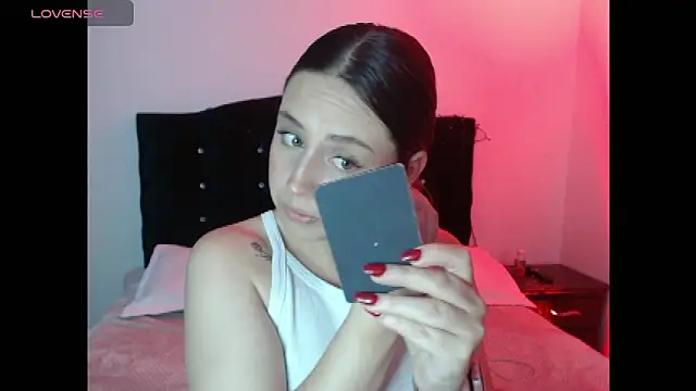 Ana  arms online show from March 4, 2026, 3:40 pm