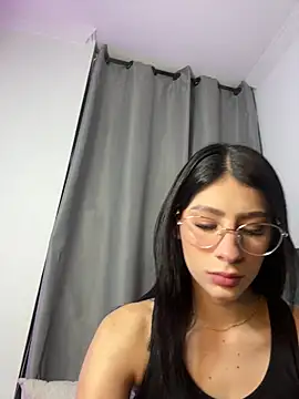 Snapshot of Dasha_Be chatting on April 20, 2026, 9:16 pm Dasha Be online show from April 20, 2026, 9:16 pm