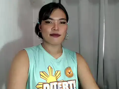 Snapshot of Royalty_marcela6969 chatting on April 22, 2026, 5:54 am Royalty marcela6969 online show from April 22, 2026, 5:54 am