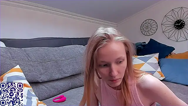Snapshot of EliteEross chatting on July 10, 2026, 2:08 pm EliteEross online show from July 10, 2026, 2:08 pm