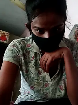 Snapshot of Sumi_sen_1 chatting on April 17, 2026, 7:22 am Sumi sen 1 online show from April 17, 2026, 7:22 am