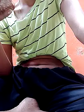 Snapshot of Sumi_sen_1 chatting on April 29, 2026, 6:28 am Sumi sen 1 online show from April 29, 2026, 6:28 am