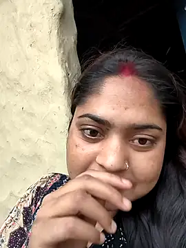Aanushaka online show from April 29, 2026, 1:32 am