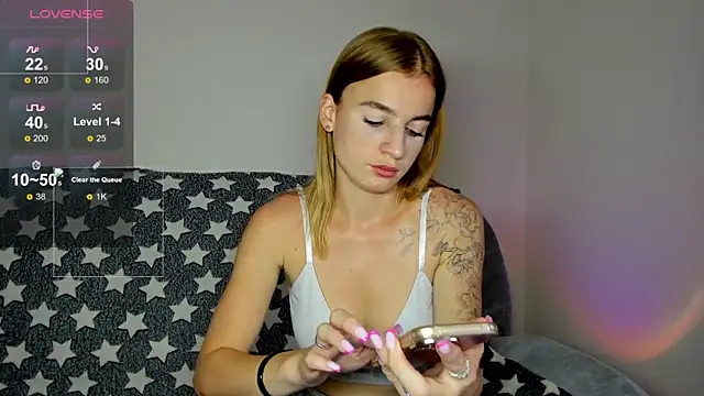 Stacey Brow online show from July 6, 2026, 1:57 am