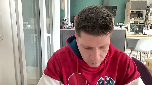 Minmoi1984 online show from April 3, 2026, 7:28 am