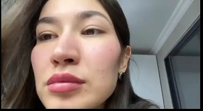 Snapshot of AleciaGeidner chatting on February 28, 2026, 4:19 pm AleciaGeidner online show from February 28, 2026, 4:19 pm