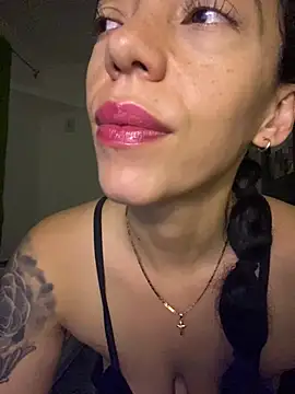 Maluxx333 online show from July 19, 2026, 3:43 am