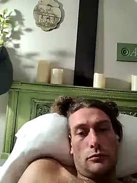 pleasser1985 online show from March 4, 2026, 10:21 am