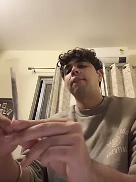 lucasmaxtoy online show from February 26, 2026, 8:08 pm