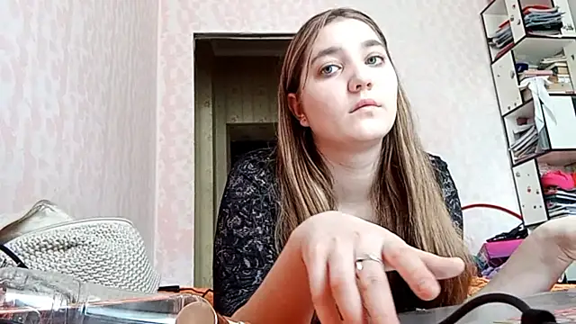 JanineThielman online show from March 22, 2026, 4:38 am