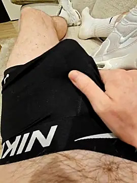 Kiffeur2Tn online show from April 6, 2026, 9:16 pm