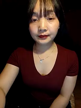 Snapshot of Myna5790 chatting on February 28, 2026, 2:40 pm Myna5790 online show from February 28, 2026, 2:40 pm