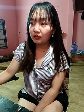 Myna5790 online show from March 27, 2026, 11:26 pm