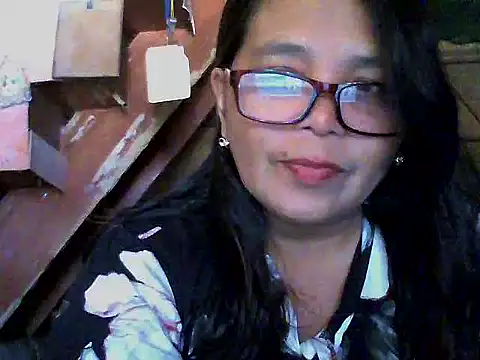 Flowerblossom123 online show from March 25, 2026, 4:29 am