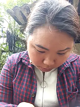 asian-bae online show from April 5, 2026, 1:47 am