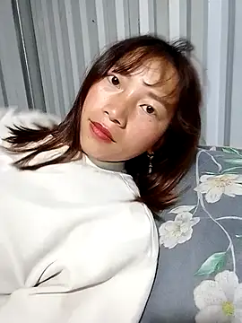 Xuka-xx online show from March 12, 2026, 1:34 am