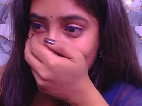 Snapshot of Aayesha-queen chatting on April 23, 2026, 12:29 pm Aayesha-queen online show from April 23, 2026, 12:29 pm