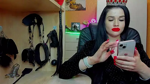 Snapshot of KristiTopxx chatting on April 28, 2026, 7:19 pm KristiTopxx online show from April 28, 2026, 7:19 pm