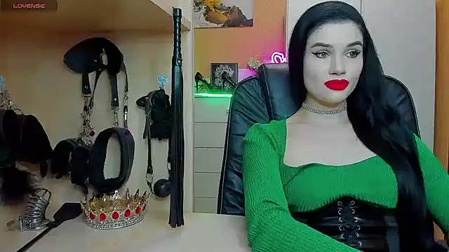 Snapshot of KristiTopxx chatting on June 1, 2026, 7:15 pm KristiTopxx online show from June 1, 2026, 7:15 pm