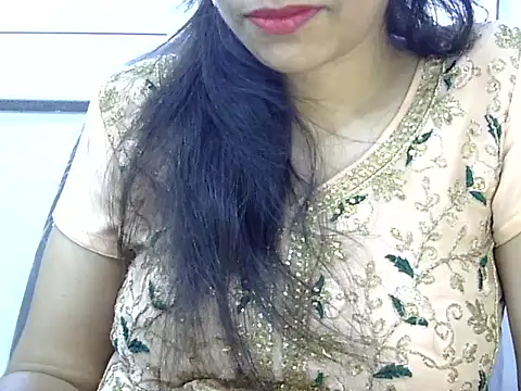 Neha Sharma2 online show from May 10, 2026, 12:21 pm