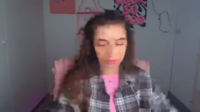 NikaMystic online show from April 22, 2026, 5:21 am