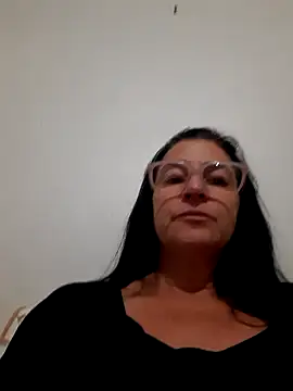 Snapshot of Camilegaucha chatting on May 2, 2026, 1:10 am Camilegaucha online show from May 2, 2026, 1:10 am