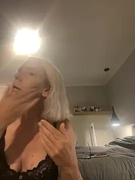 Amelie BlondeXX online show from August 8, 2026, 11:56 am