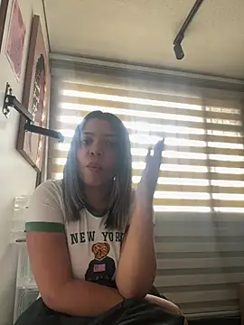 AdaPink  online show from July 27, 2026, 5:42 pm