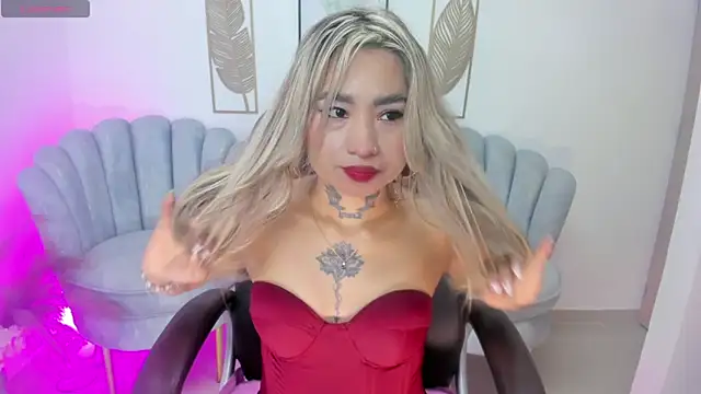 Snapshot of mystic_nova_ chatting on May 19, 2026, 11:27 am mystic nova online show from May 19, 2026, 11:27 am