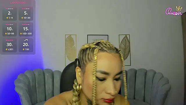 Snapshot of mystic_nova_ chatting on May 27, 2026, 11:18 am mystic nova online show from May 27, 2026, 11:18 am