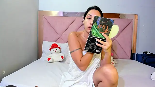 Alanah connory online show from March 20, 2026, 12:21 pm