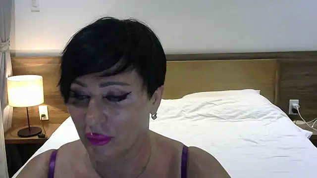 Kleotempt online show from June 11, 2026, 4:38 pm
