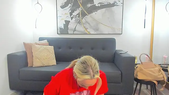 SophiMarin online show from May 20, 2026, 11:05 am