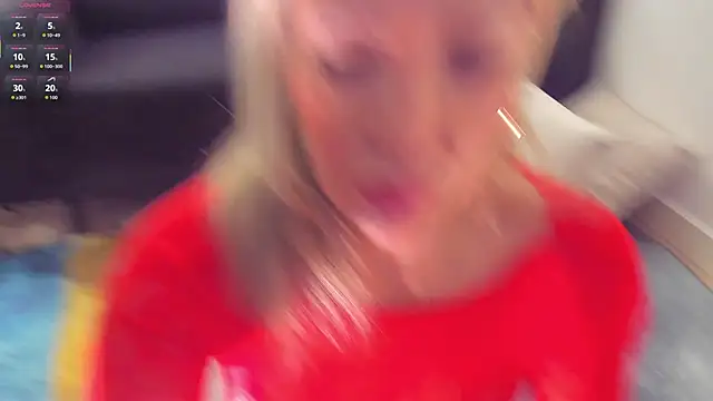 SophiMarin online show from June 9, 2026, 11:22 am